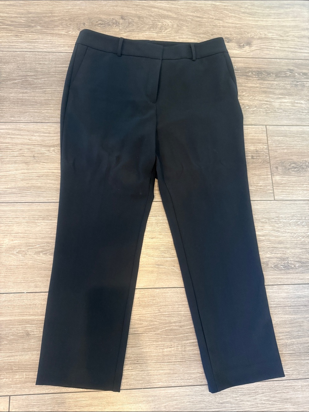ANN TAYLOR Classic Black Women's Dress Pants - Tailored Straight Leg